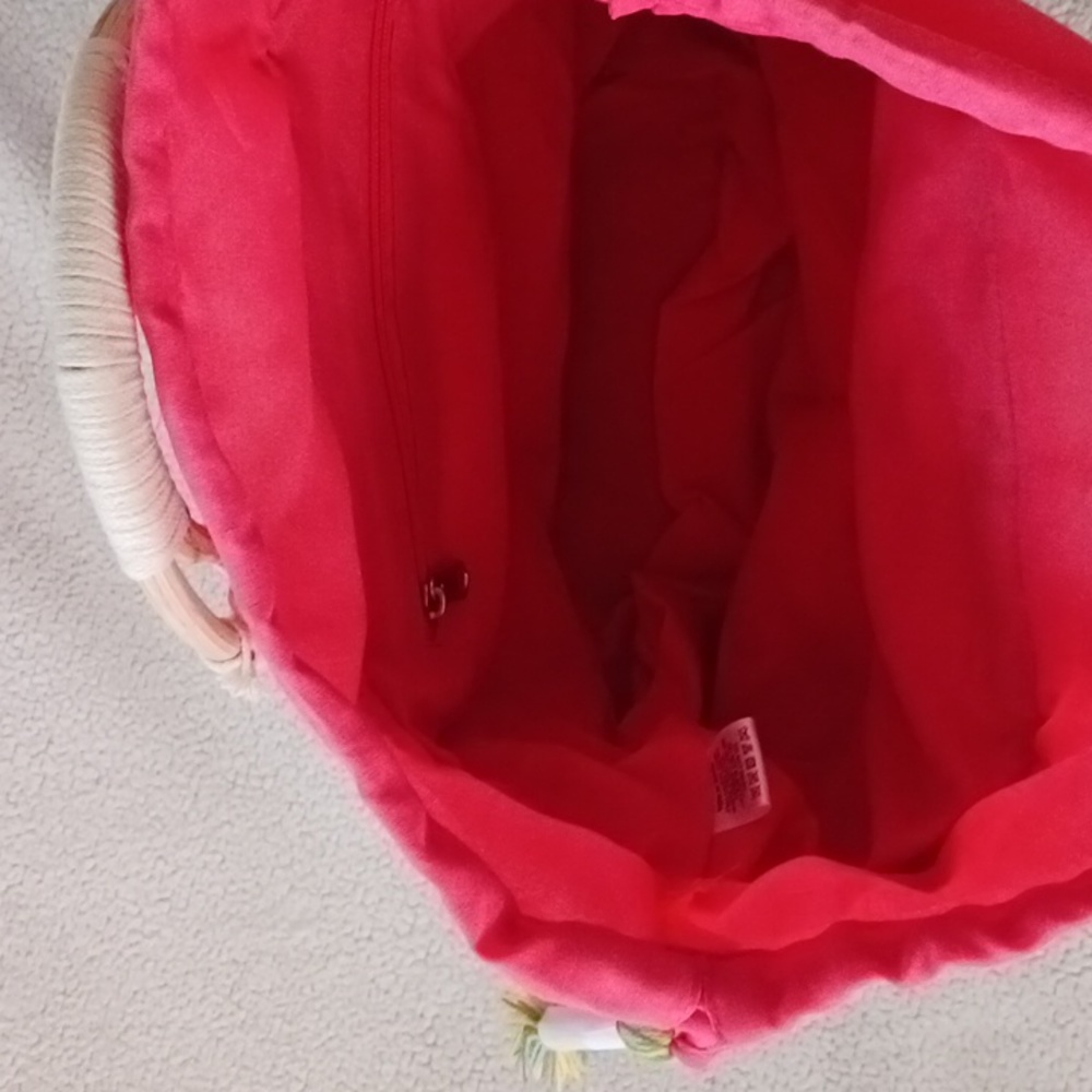 Rag Rug Drawstring Tote - Picture 8 of 10